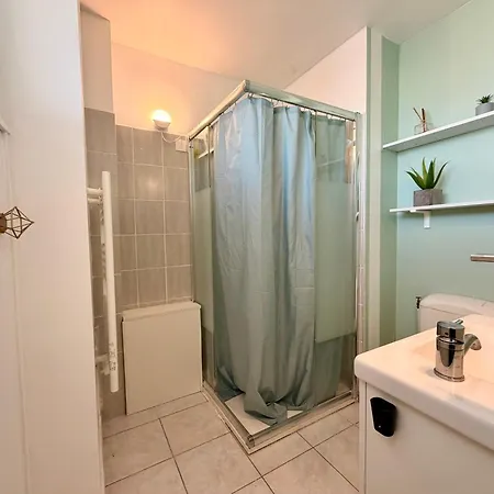 Bain De Lumière Sous Les Palmiers à 30m De La - Laconciergeriebynina Appartement *
